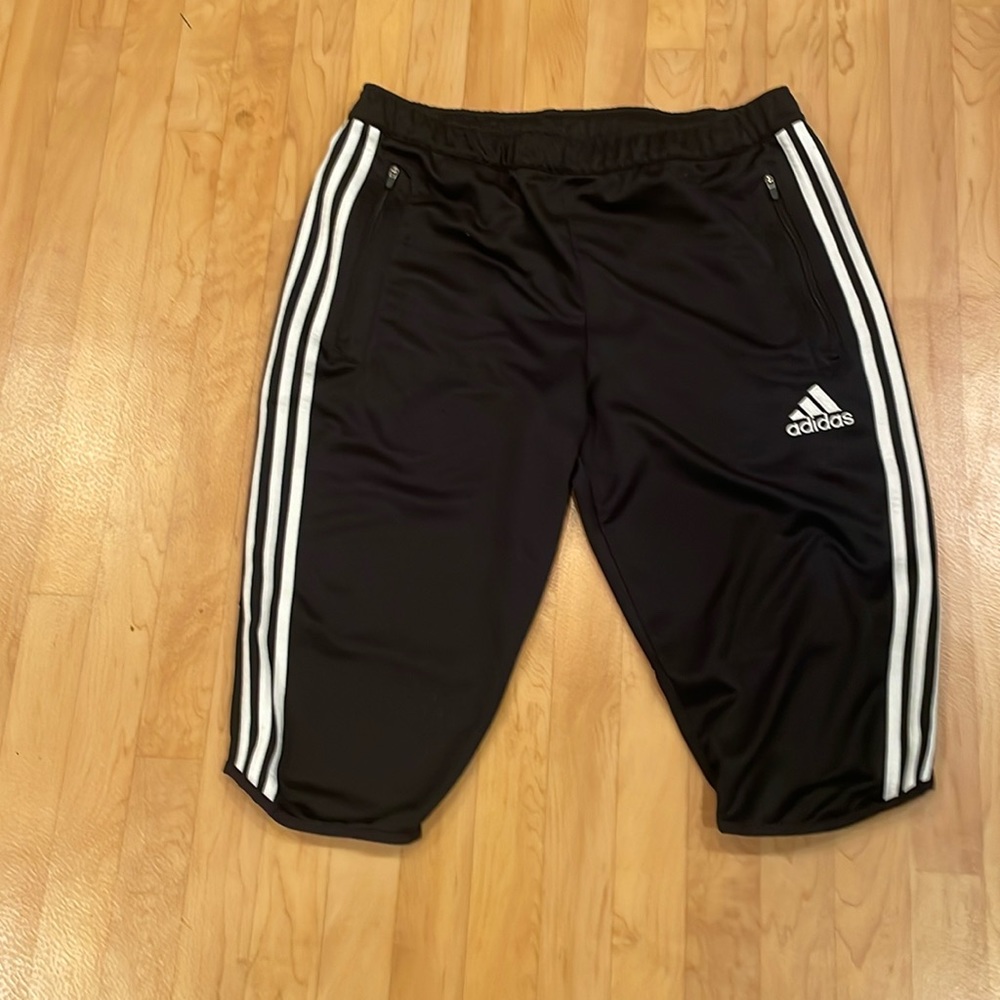Adidas Men’s 3/4 soccer sweatpants size L